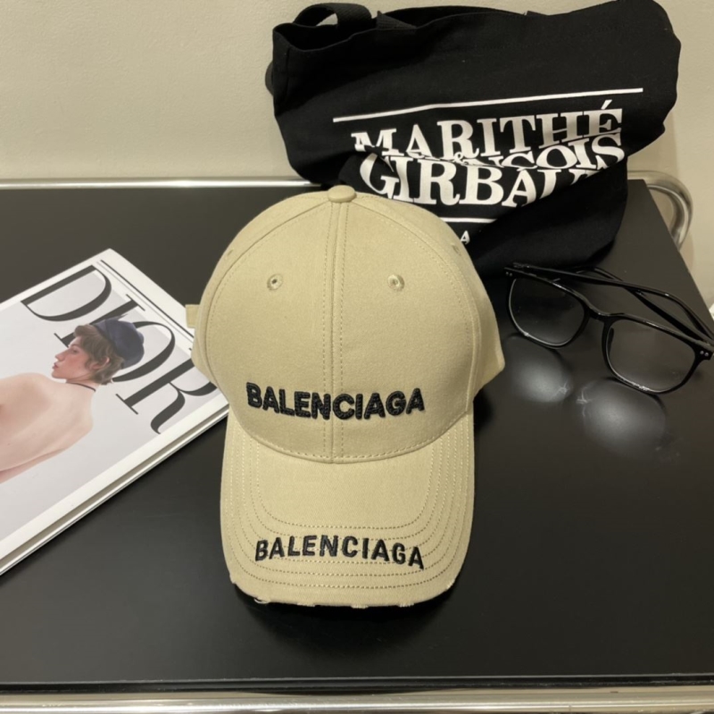 BALENCIAGA